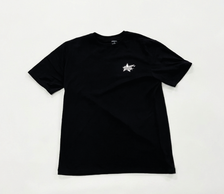 BLACK TEE "TIMELESS"